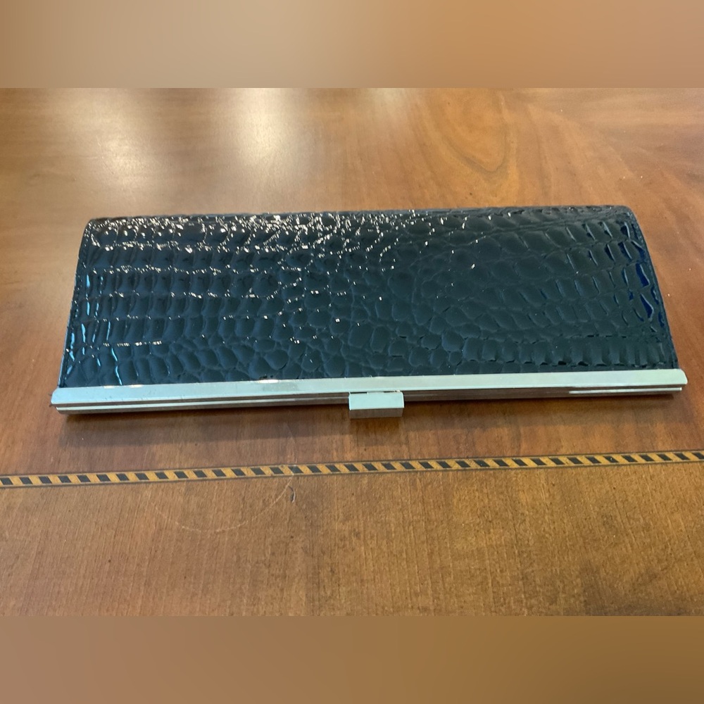 Black Croc-Embossed Women’s Clutch Wallet